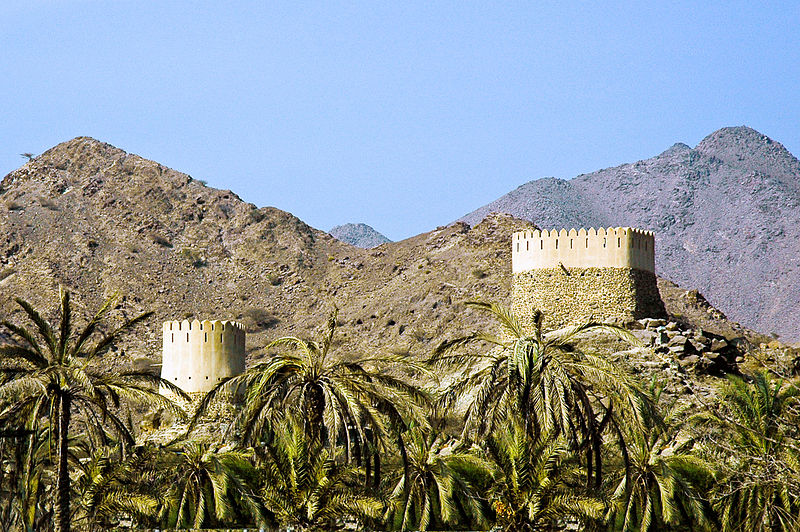 File:Al Badiyah Mosque Towers.jpg