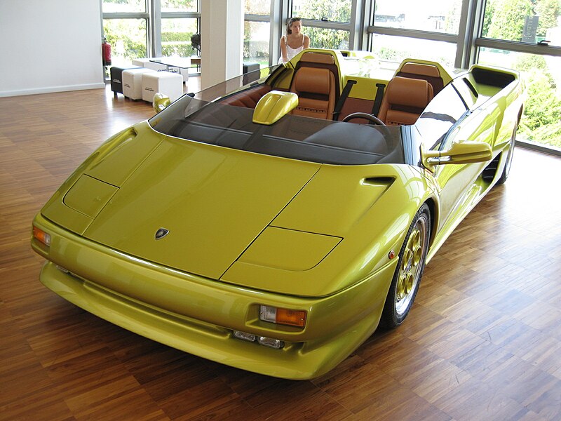 File:Musée Lamborghini 0098.JPG