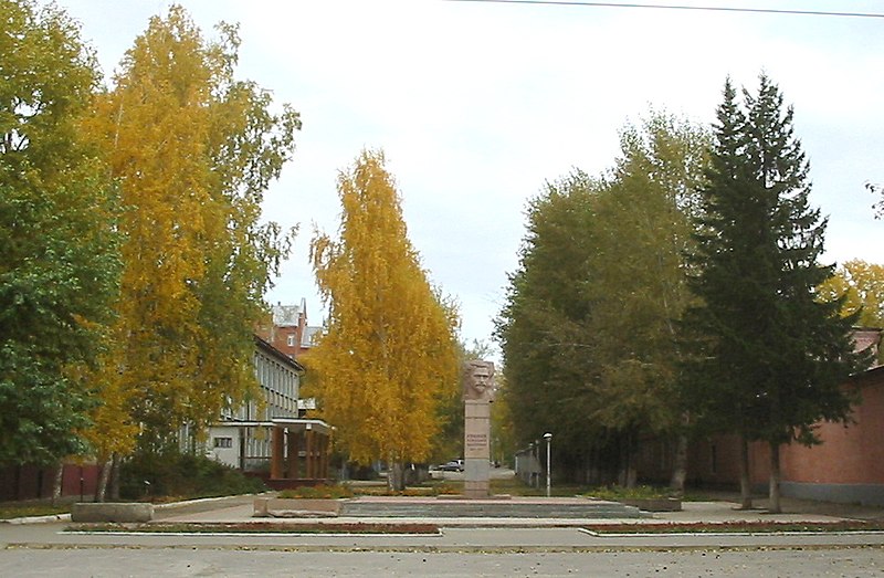 Файл:Pirogova-Lenina IMG 4885.jpg