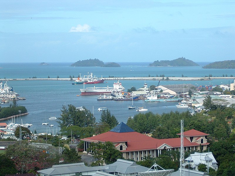 Файл:Port-victoria Seychelles.jpg