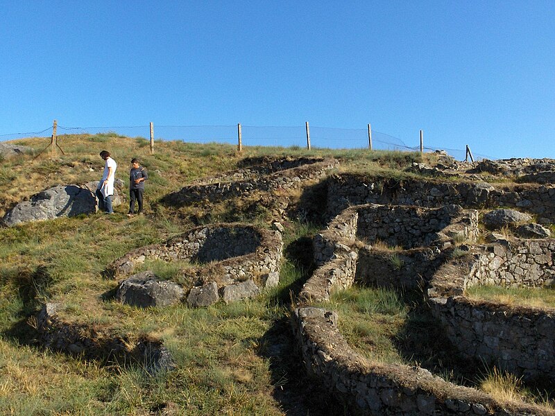 Archivo:Castromao, Celanova, Galiza 2.jpg