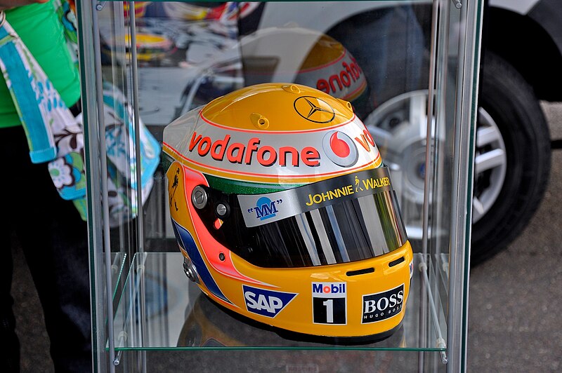 File:Hamilton helmet 2007.jpg