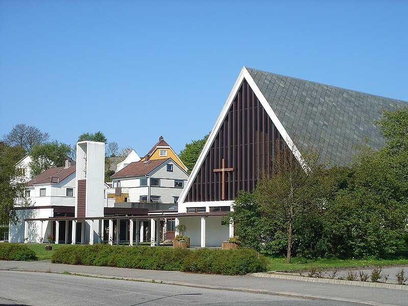 File:Kampen kirke Stavanger.JPG