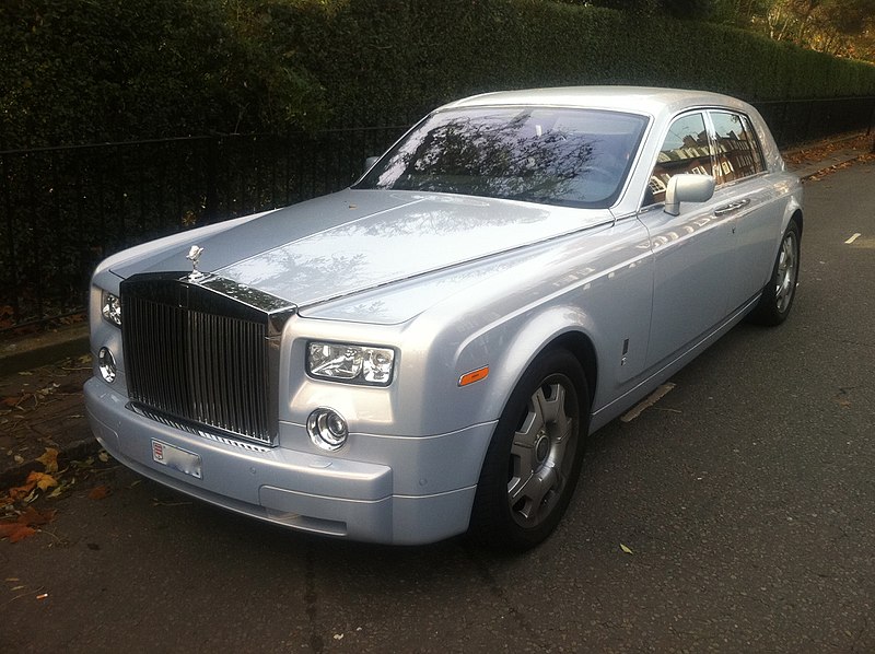 Файл:Rolls Royces Phantom (6390030697).jpg