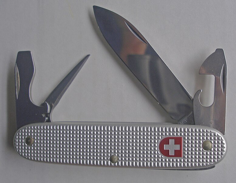 File:Victorinox Soldier.JPG