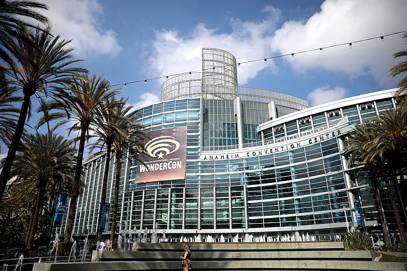 File:Anaheim Convention Center (51984994209).jpg