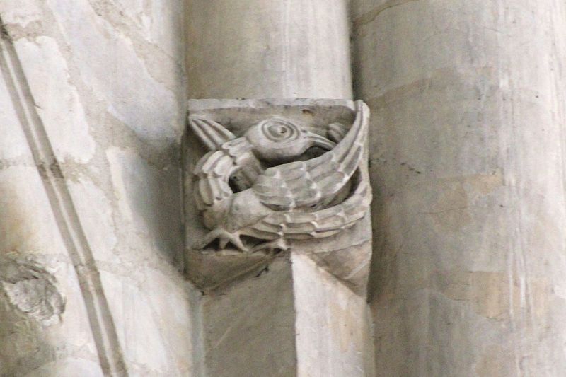 Archivo:Caen église Saint-Etienne console2.JPG