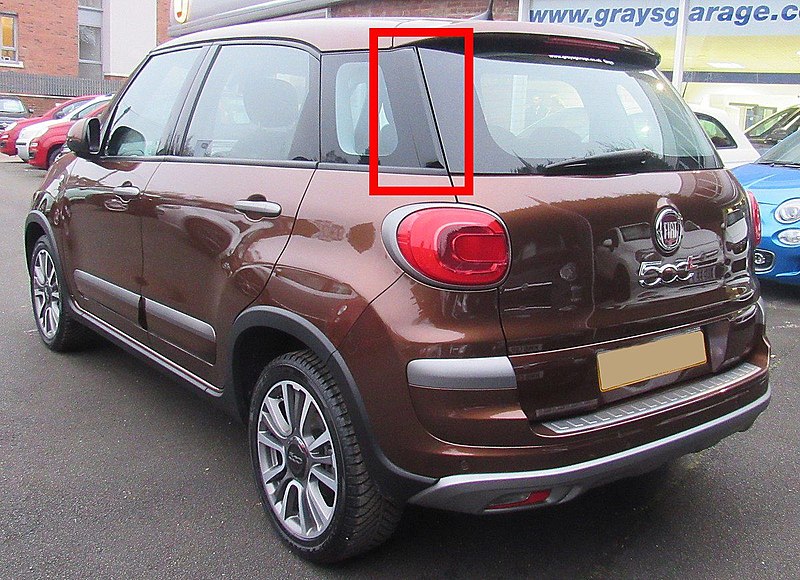 File:Fiat 500L Nolder.jpg