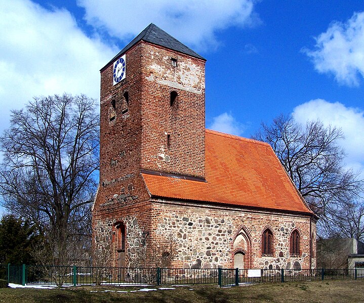 Файл:Radewege Kirche 2.jpg