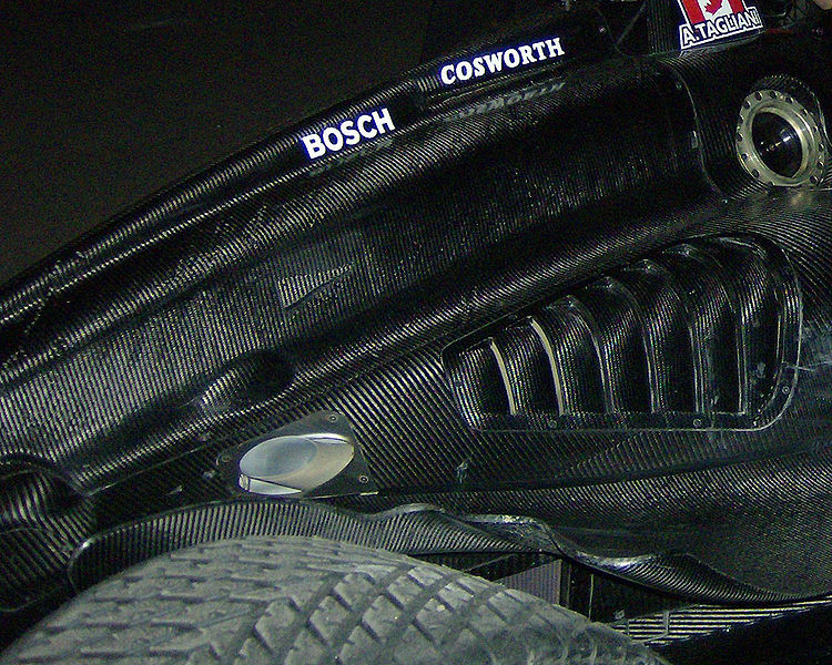 File:Unpainted-PanozDP01- CarbonFiber-2007'2-cr2wp.jpg