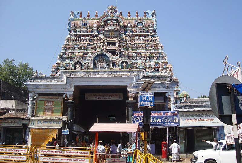 File:Nellaiappar temple tower.jpg