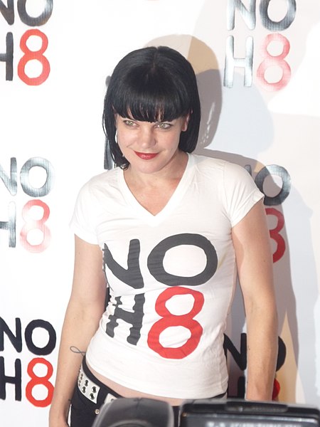 File:Pauley Perrette 2009 2.jpg