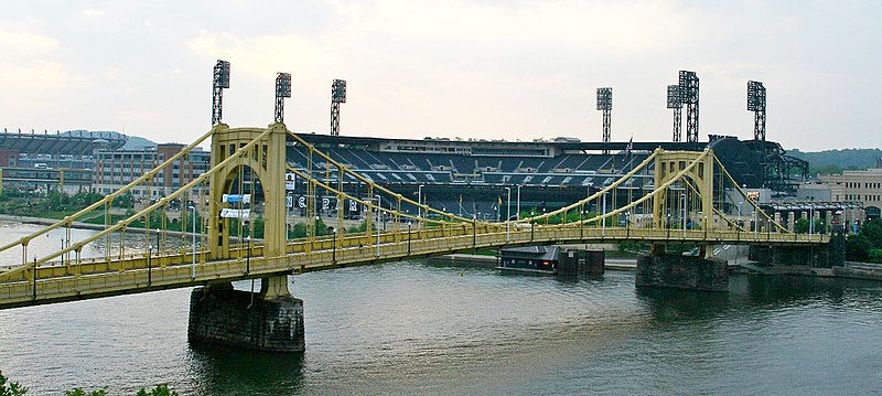 Файл:Roberto Clemente bridge.jpg