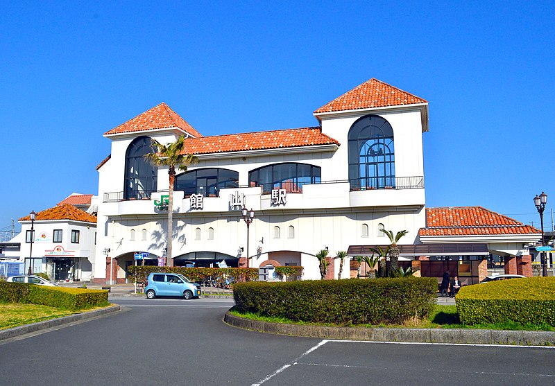 File:Tateyama Station (Chiba), nishiguchi.JPG