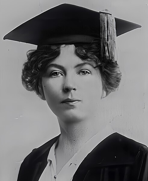 Archivo:Christabel Pankhurst.jpg