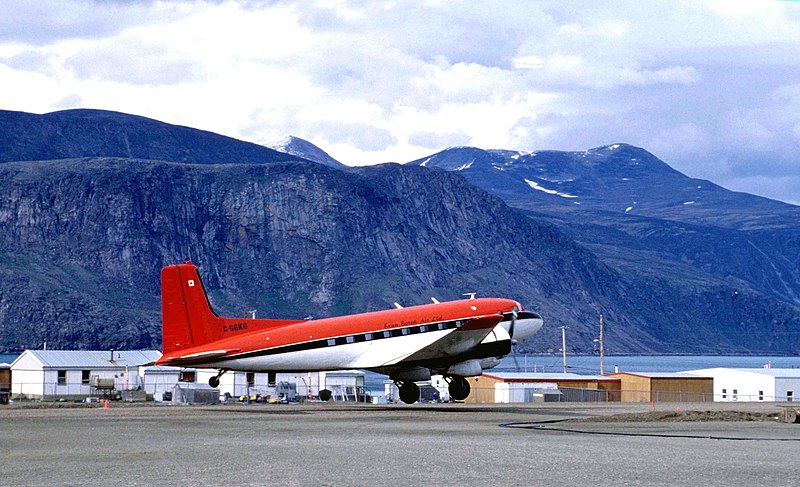 File:DC-3 2 1997-08-07.jpg