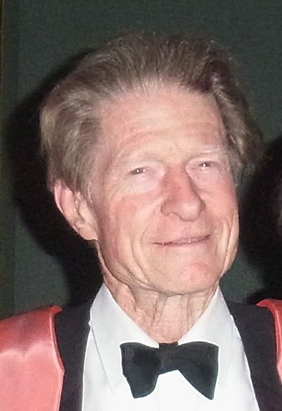 File:John Gurdon Cambridge 2012.JPG