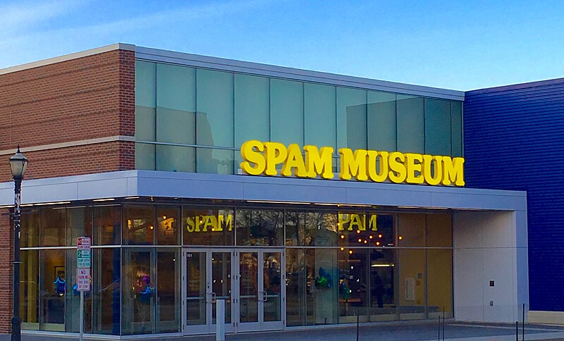 File:Spam Museum in evening.jpg