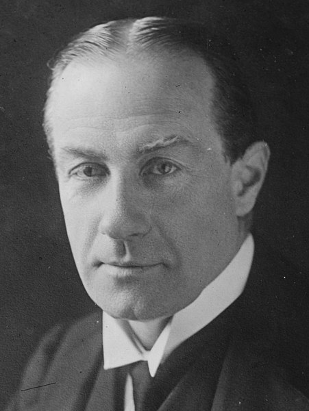 Файл:Stanley Baldwin ggbain.35233 (cropped).jpg