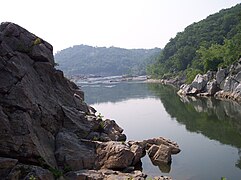 Cliff face at the Billy Goat Trail in Maryland