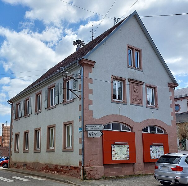 File:Dauendorf mairie1.jpg