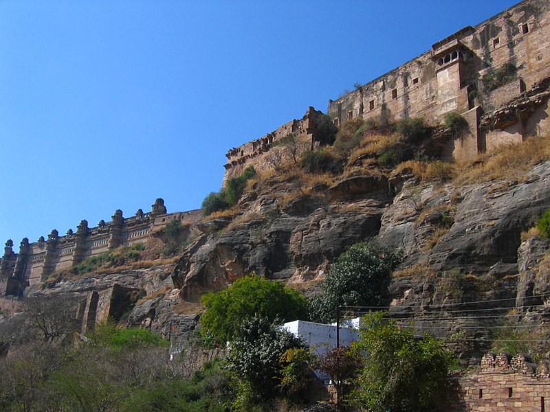 File:Gwalior Fort.jpg