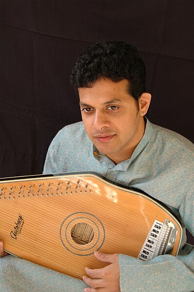 File:MaheshKale IndianClassicalVocalist.jpg