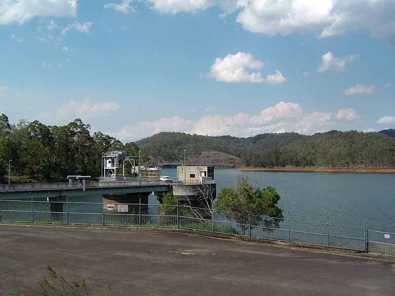 File:Splityard Creek Dam 2.JPG