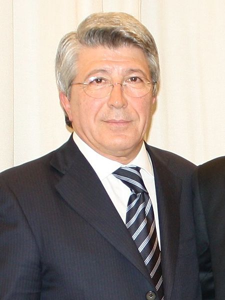 File:Enrique.cerezo (cropped).JPG