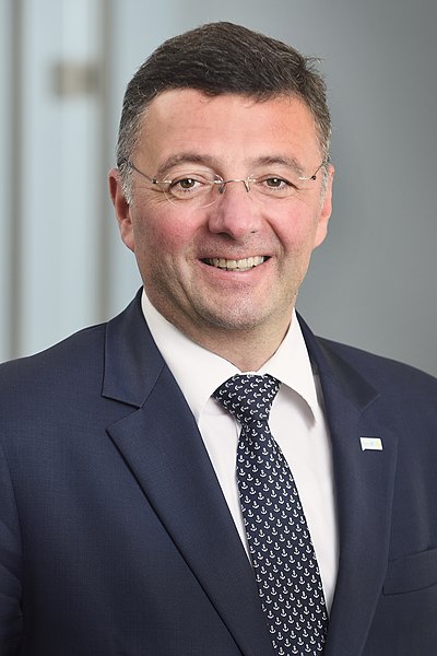 File:Jörg Leichtfried (2016).jpg