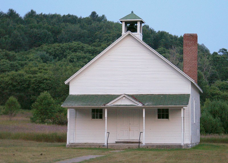 File:Port Oneida School.jpg