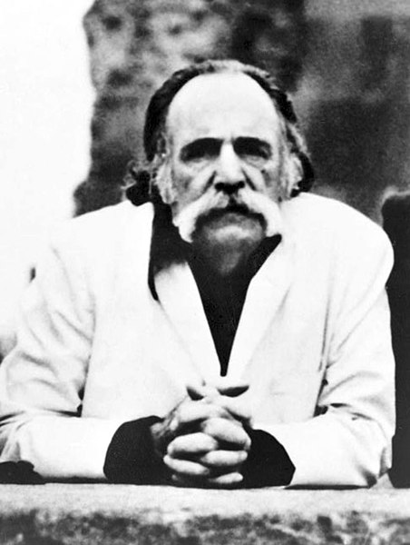 File:William Saroyan 1970s.jpg