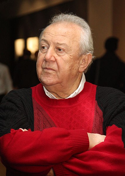 Файл:Zurab Tsereteli.jpg