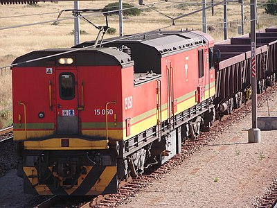 No. 15-050 taking its Set B train section to the Salkor train assembly yard, 11 November 2014