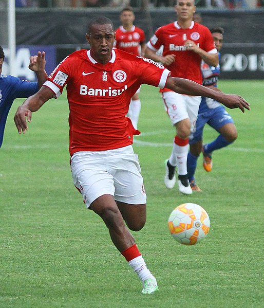 File:Fabricio EMELEC-INTERNACIONAL 12 (cropped).jpg