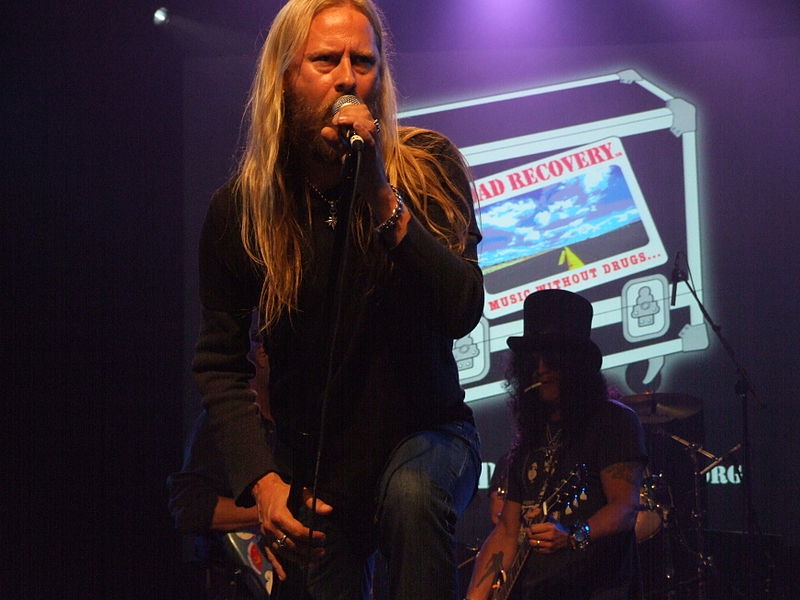 Файл:Jerry Cantrell and Slash.jpg