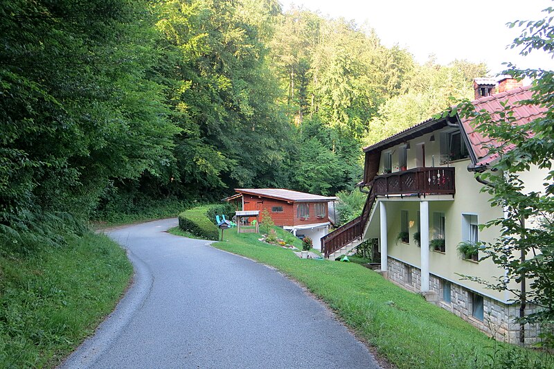 File:Korpe Slovenia 1.jpg