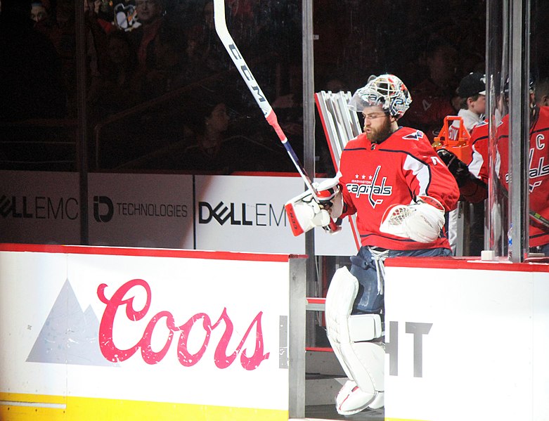 File:Braden Holtby 2018-04-29 2.jpg