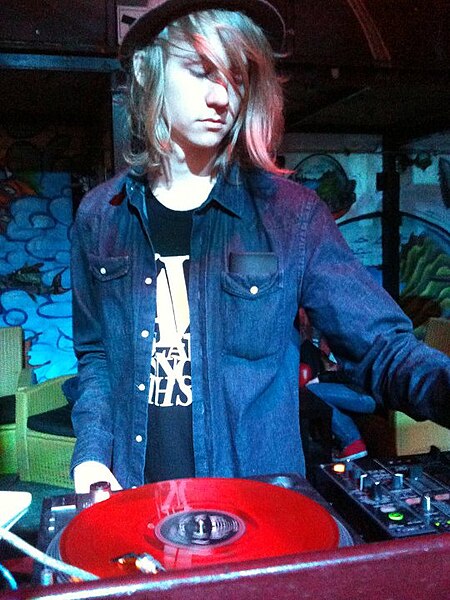 File:Cashmere cat.jpg