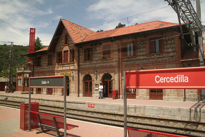 Archivo:Estación de Cercedilla.jpg