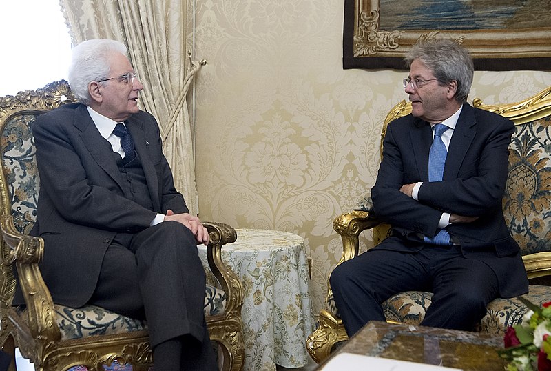 File:Gentiloni dimissioni.jpg