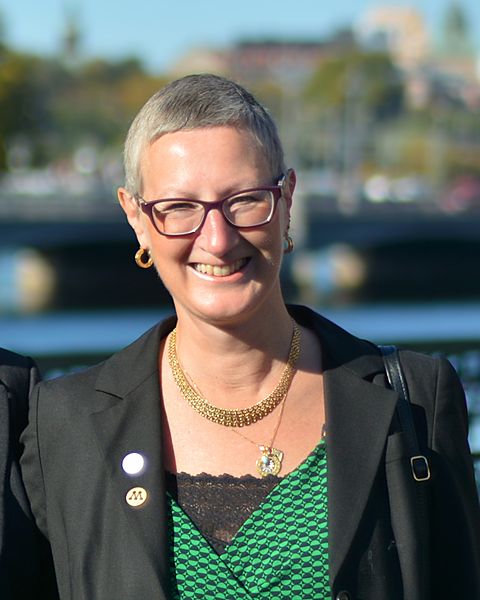 File:Pia Hallström, 2014.jpg