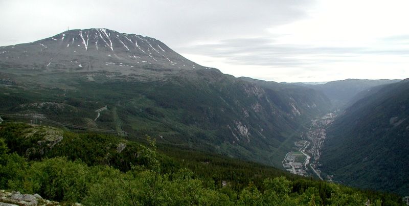 Файл:Rjukan Gaustatoppen.jpg