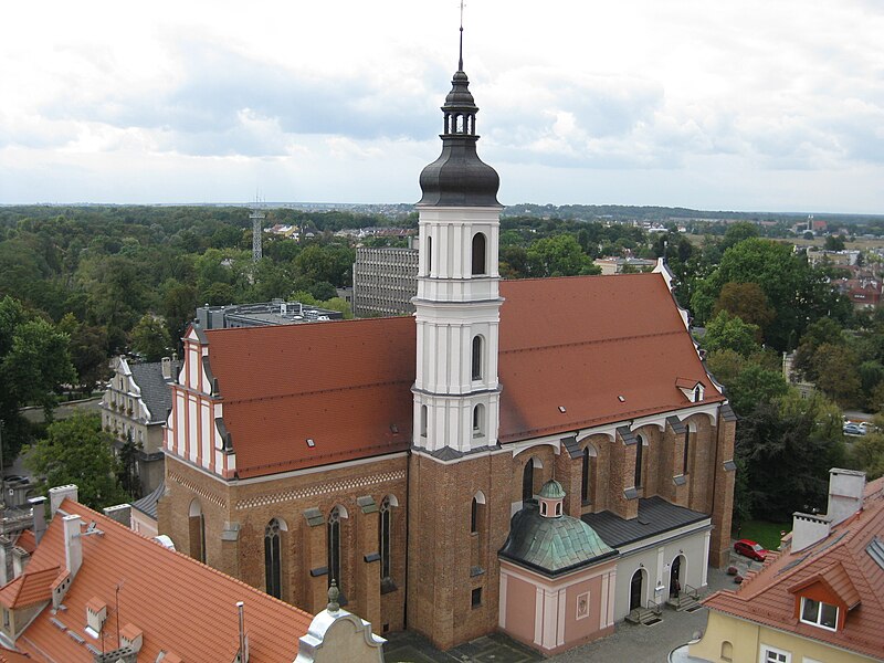 Файл:Franziskanerkirche Opole.jpg