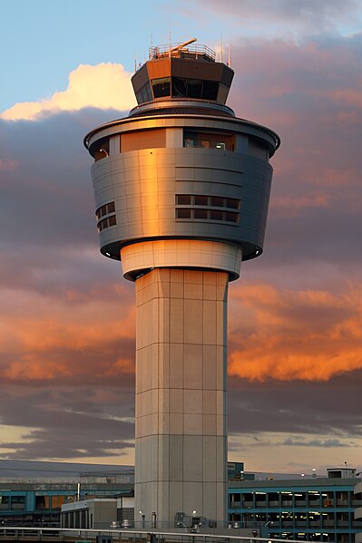 File:LGA CT sunset.JPG