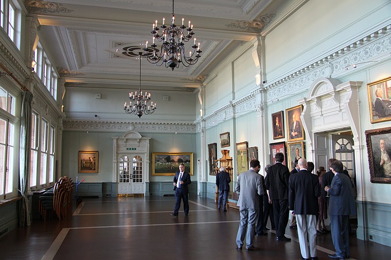 File:Lords Long Room.jpg