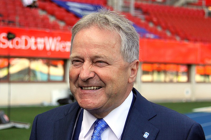 File:Leo Windtner (ÖFB-Präsident) (03).jpg