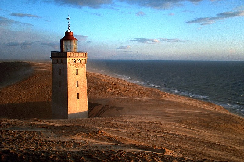 Файл:Lighthouse Rubjerg Knude.jpg