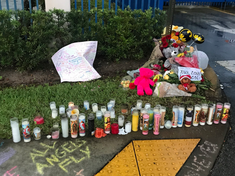 File:XXXTentacion Memorial 1.png