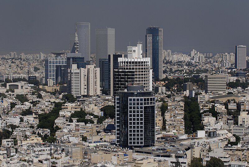 File:080718 Tel Aviv (01).jpg